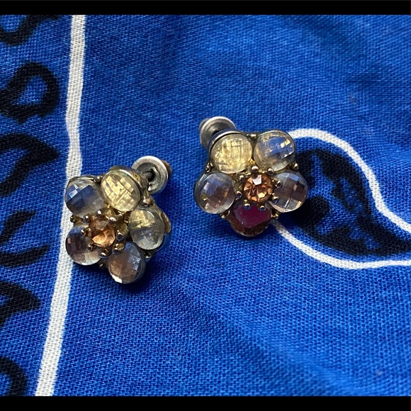 Forever 21 Jewelry - Flower Statement Stud Earrings